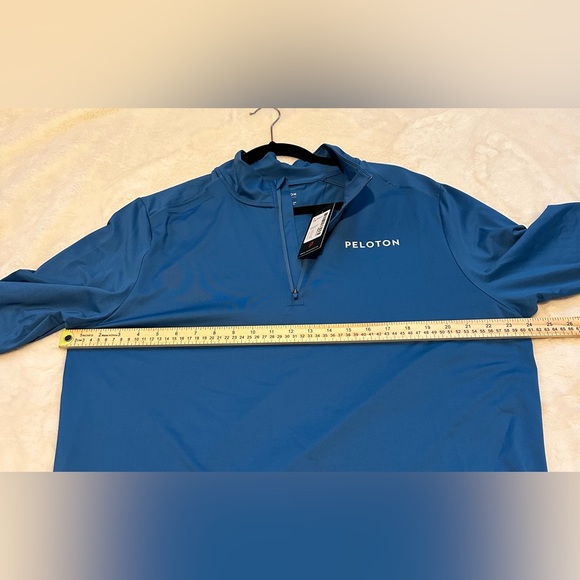 Peloton Men’s 3/4 Zip Pullover Size XL - Picture 6 of 7
